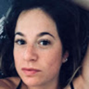 Meet your Posher, Chaya